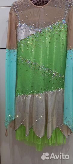 Костюм для фигурного катания