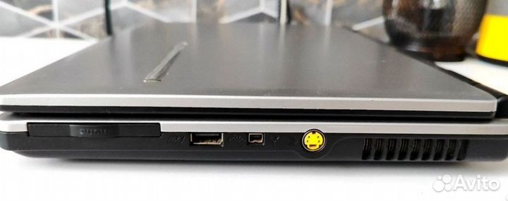 Ноутбук Fujitsu Siemens