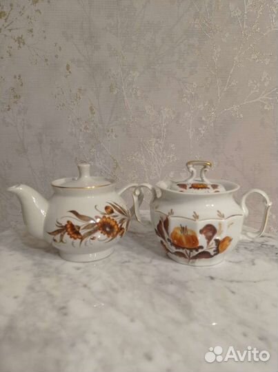 Сахарница и заварочный чайник, фарфор, разные