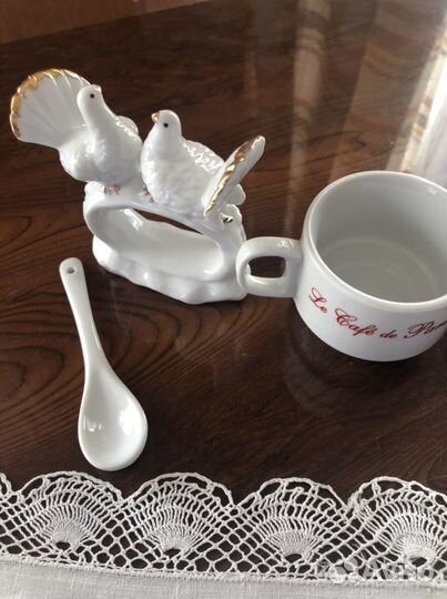 Фарфор. Салфетница, чашка, ложка