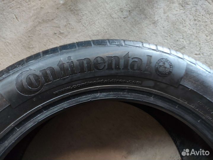 Continental ContiPremiumContact 5 215/55 R17