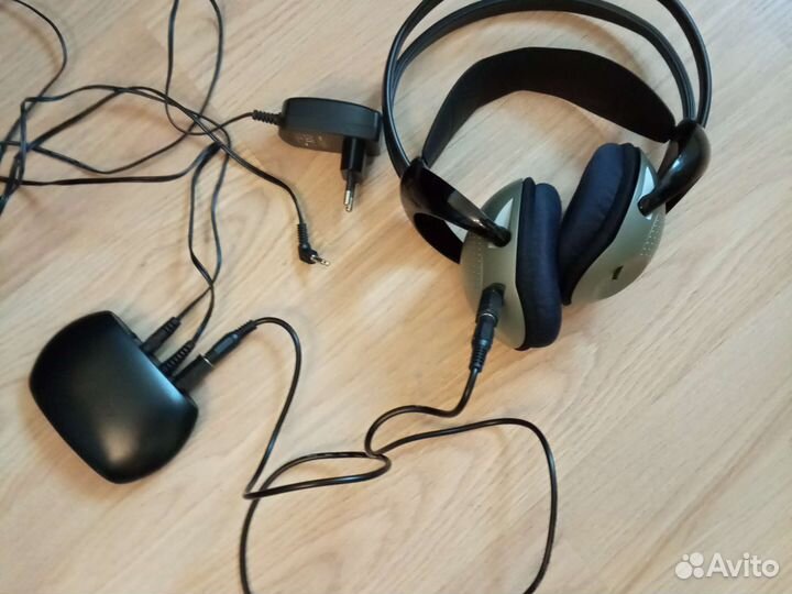 Наушники беспроводные philips бу