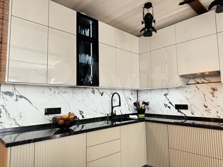 3-к. квартира, 101,2 м², 9/19 эт.