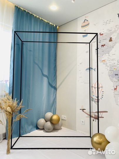 Конструкция для фотозоны - параллелепипед