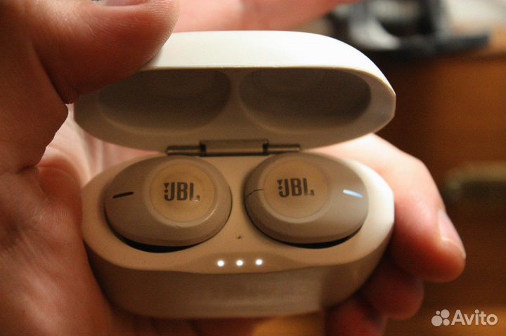 Наушники Bluetooth