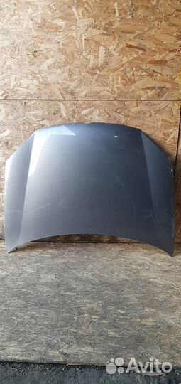 Капот Volkswagen Golf V 2003-2009