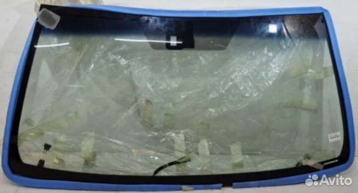 Стекло лобовое переднее Toyota Land Cruiser 200