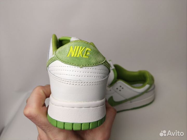 Кроссовки Nike Dunk low