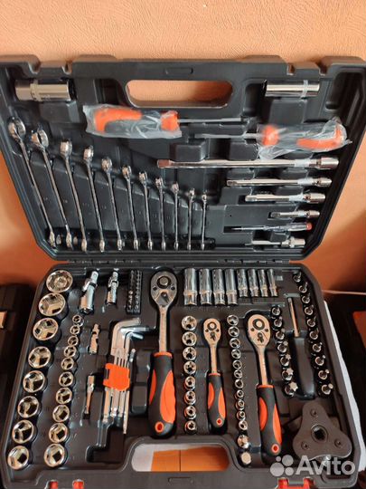 Набор инструментов 121 предмет