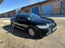 Toyota Camry 2.0 AT, 2017, 68 000 км, с пробегом, цена 2 700 000 руб.