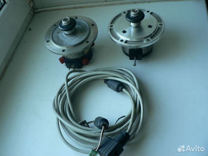 Тахогенератор Baumer Radio Energie