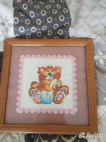 Вышивки в рамках