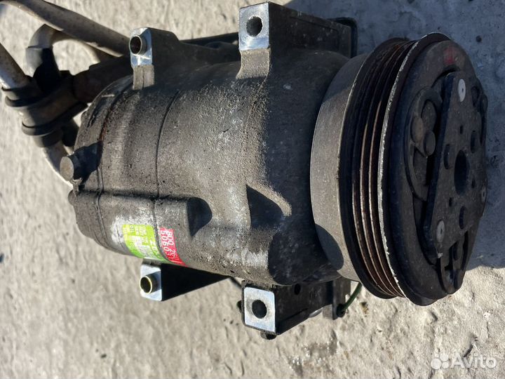 Компрессор кондиционера Audi Volkswagen