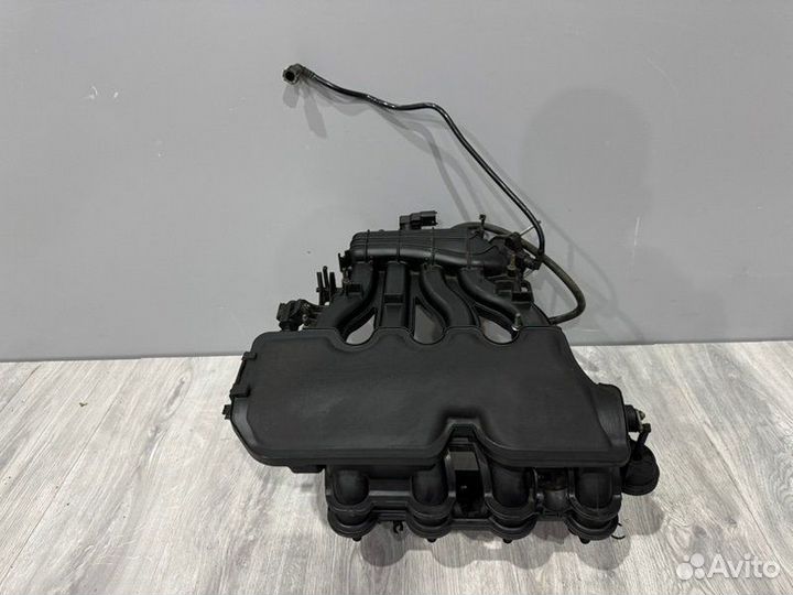 Коллектор впускной LADA Vesta седан 2021