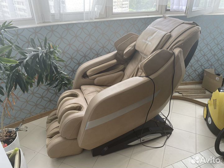 Массажное кресло ergonova