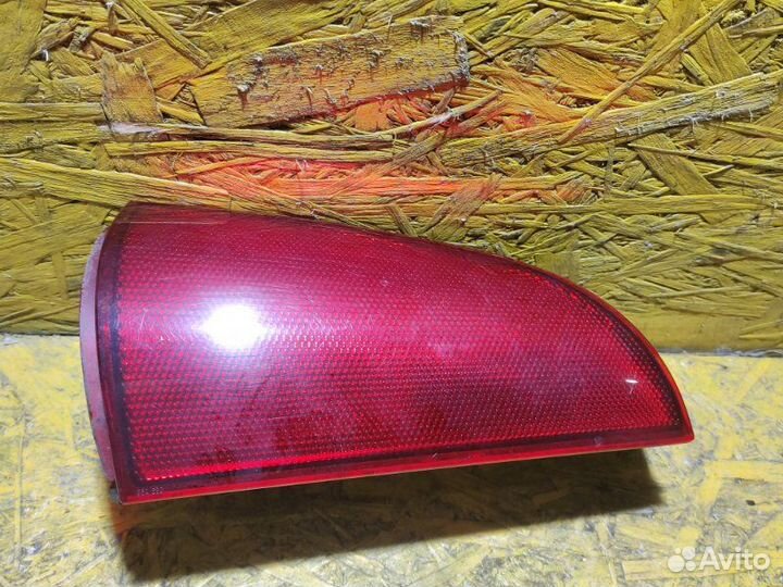 Отражатель задний левый Mercedes Viano W639 OM 646