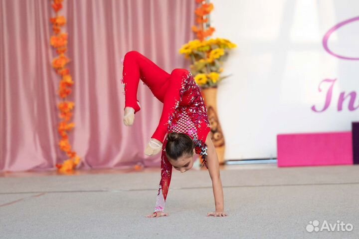 Комбинезон для художественной гимнастики