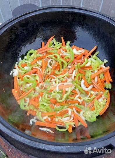 Казан чугунный узбекский 22л