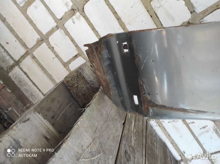 Крыло правое Mazda 626 GE