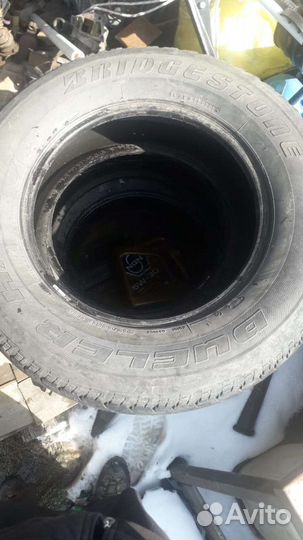 Bridgestone Dueler A/T 265/65 R17