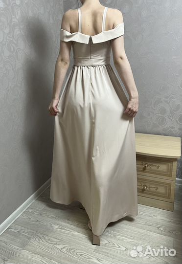 Нарядное платье