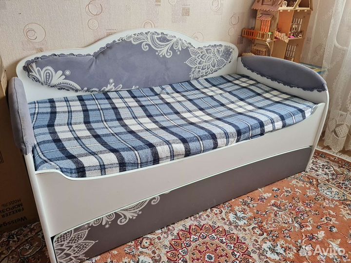 Детская кровать диван