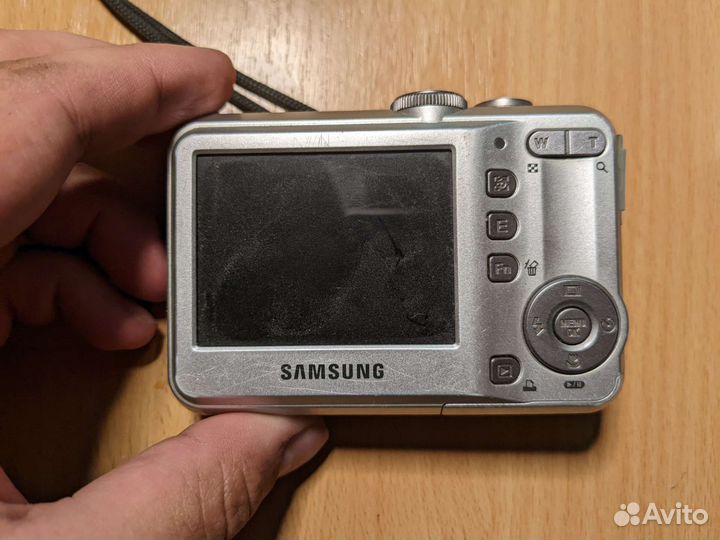 2 Фотоаппарата, старенькие (Рабочие, без батареек)