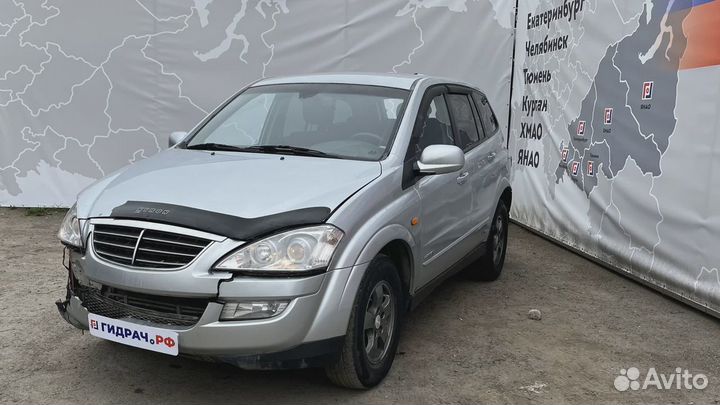 Повторитель на крыло желтый SsangYong Kyron (D200)