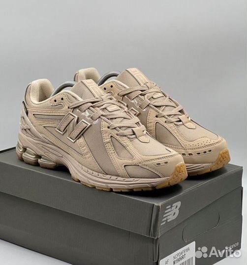 Современные New Balance 1906R Beige