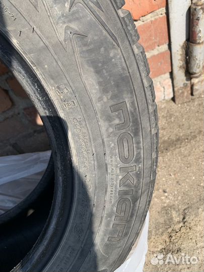 Nokian Tyres Hakkapeliitta 7 215/60 R16