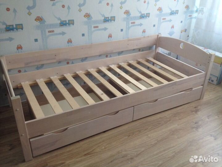 Кровать детская массив Норка с ящиками