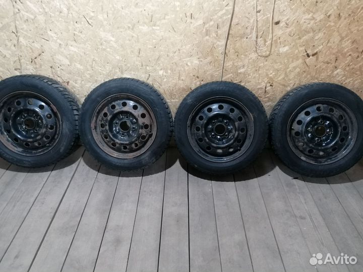 Колеса в сборе R15 зимние 4 *114.3