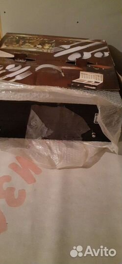 Столовые приборы новые