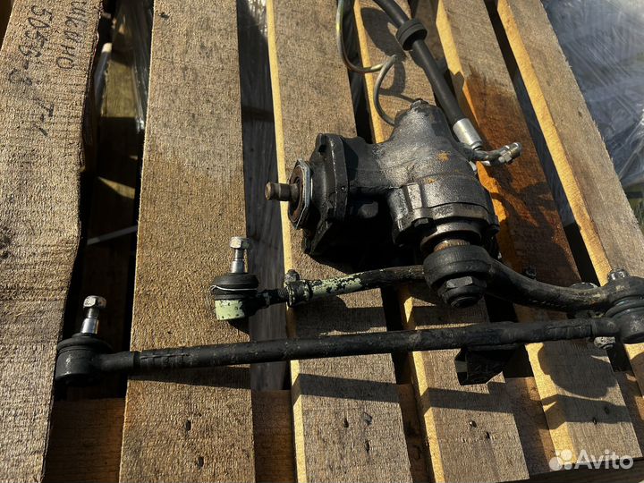 Рулевой редуктор Mercedes W126