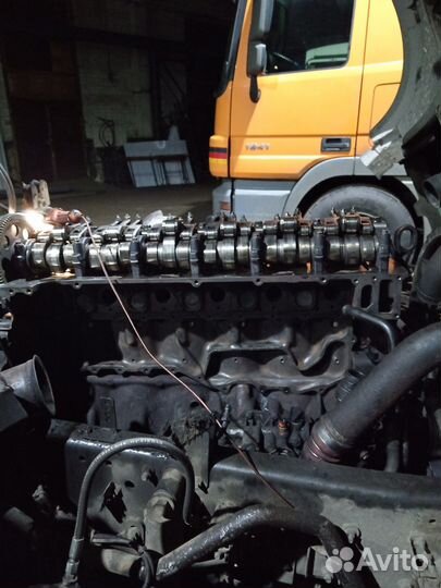 Renault Premium 440.19T с полуприцепом, 2006