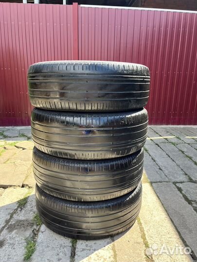 Pirelli P Zero Rosso 235/60 R18 103V
