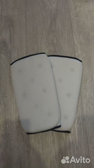 Щитки на ноги для кикбоксинга