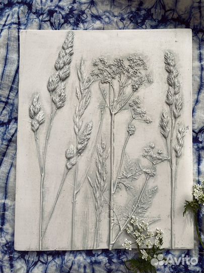 Гипсовое панно барельеф