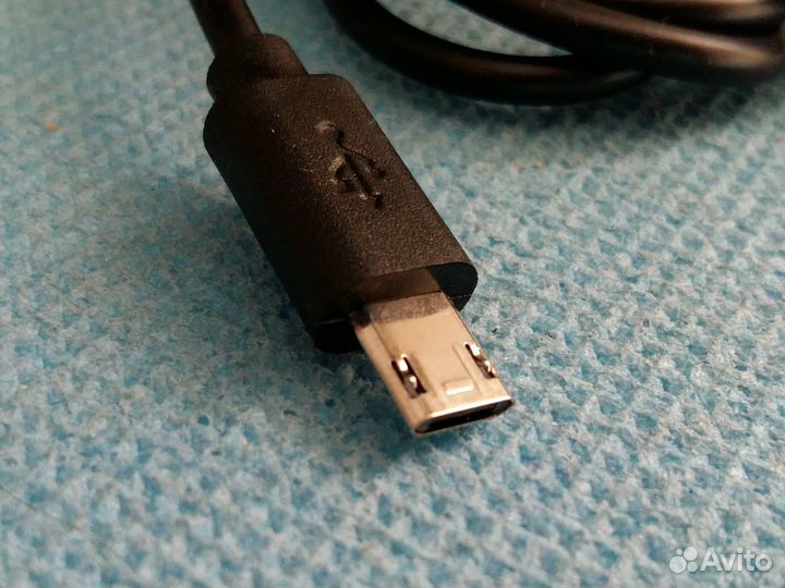 Кабель microusb c удлиненным коннектором Чёр. Бел