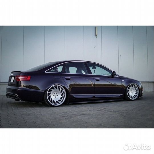 Сплиттер на пороги Audi A6 C6