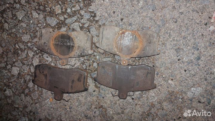 Тормозные колодки приора 1