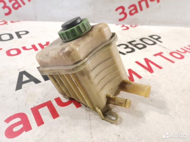 Бачок гидроусилителя руля Porsche Cayenne 958 3.6