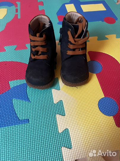 Ботинки для мальчика 20