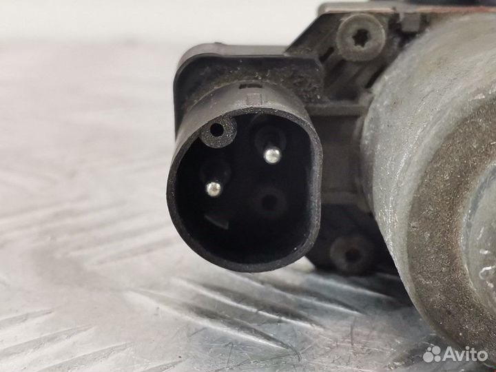 Кран отопителя (печки) BMW Z3 E36/7 1999