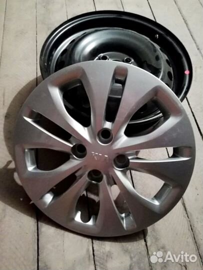 Диски штампованные 15 с колпаками Kia Rio