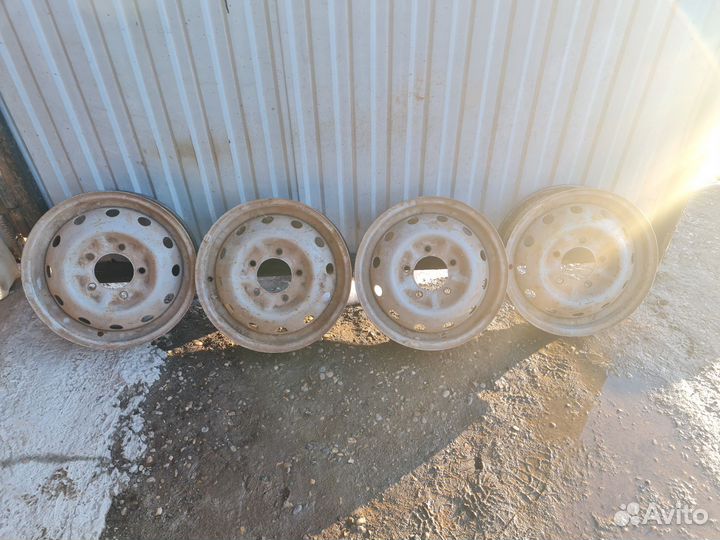 Продам диски от Нивы