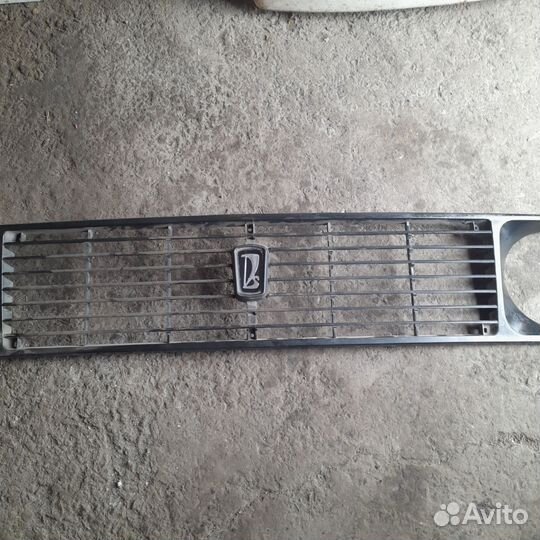 Решетка радиатора Нива 21213