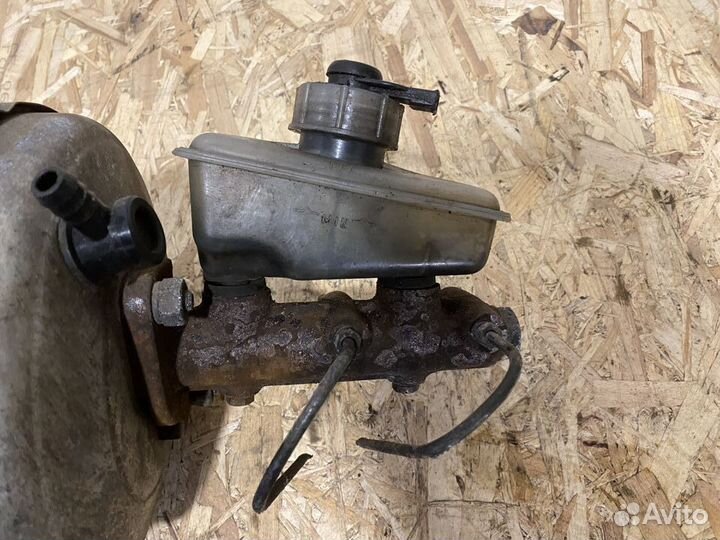 Вакуум главный тормозной цилиндр Ваз 2110 2111 1.5