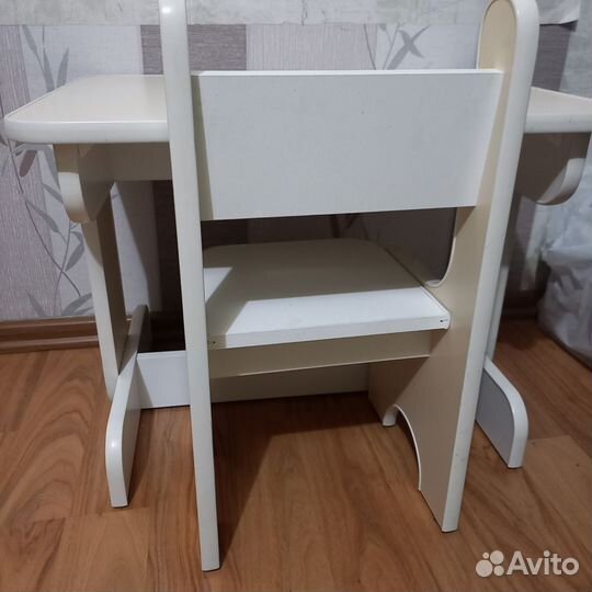 Детский стол и стул