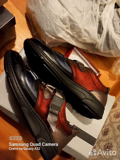 Продам Обувь